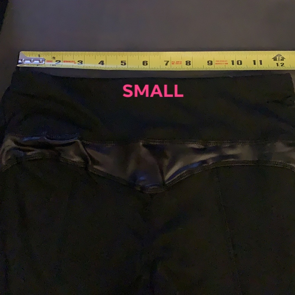 🔥Brand New Sleek BUTT LIFTING Mesh Yoga/Leggings. - Picture 5 of 7